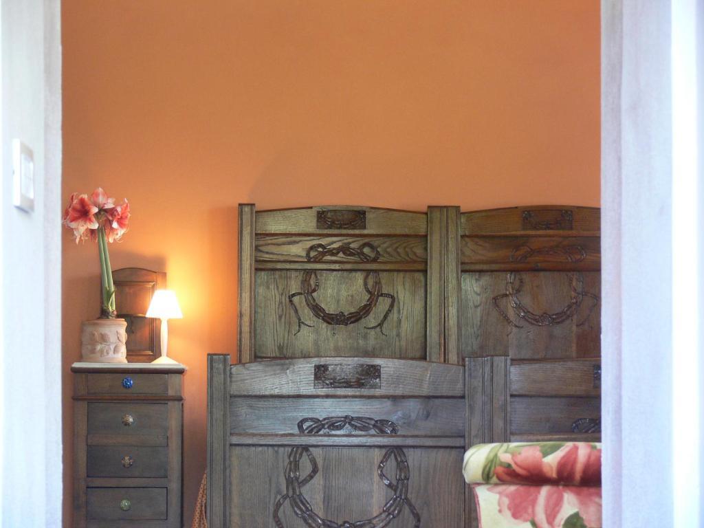 Casa Isabella Pensionat Vaglio Serra Rum bild